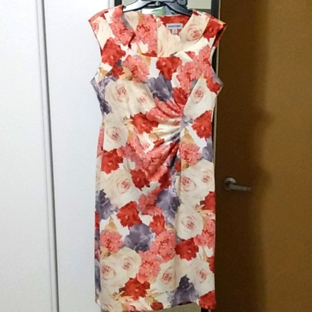 Shelby & Palmer Size 12 Floral Sheath Dress